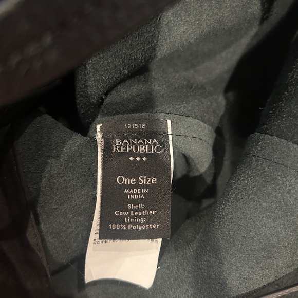 Banana Republic Tote East-West Pebbled Cow Leather Black 14x15 Unstructured Soft - Picture 10 of 13